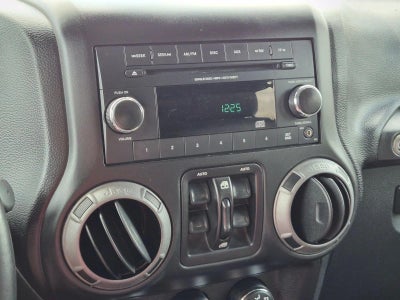 2015 Jeep Wrangler Unlimited 4WD 4dr Sport