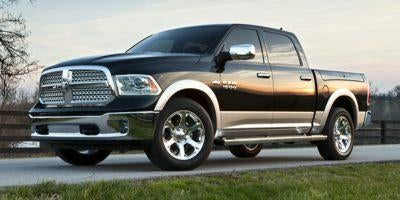 2015 RAM 1500 2WD Crew Cab 5.7 Ft Box Lone Star