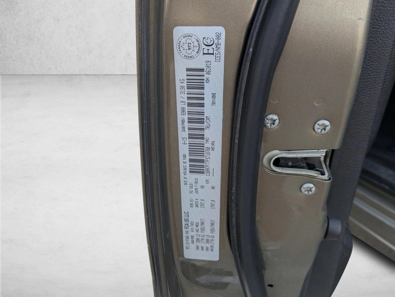 2015 RAM 1500 4WD Quad Cab 6.4 Ft Box Express