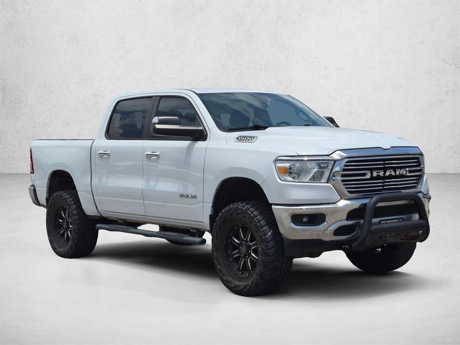 2020 RAM 1500 Lone Star 4x2 Crew Cab 5'7" Box