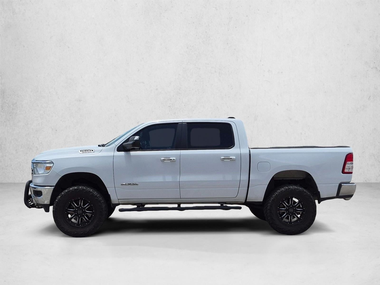 2020 RAM 1500 Lone Star 4x2 Crew Cab 5'7" Box