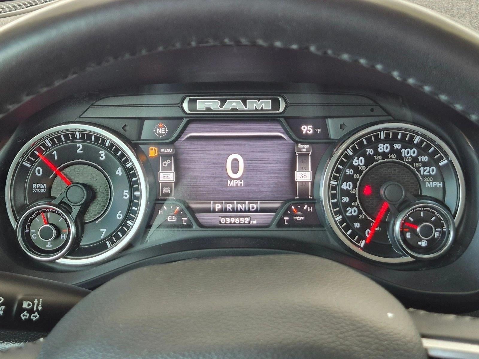 2022 RAM 1500 Laramie 4x2 Crew Cab 5'7" Box