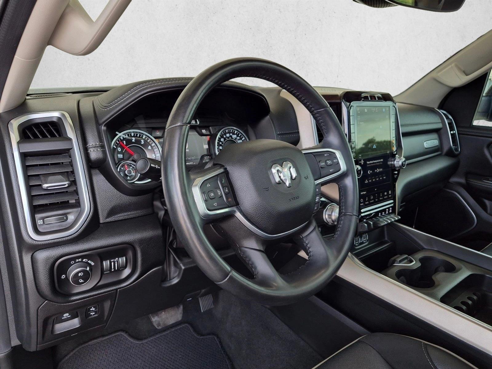 2022 RAM 1500 Laramie 4x2 Crew Cab 5'7" Box