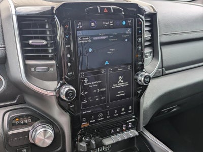 2022 RAM 1500 Laramie 4x2 Crew Cab 5'7" Box