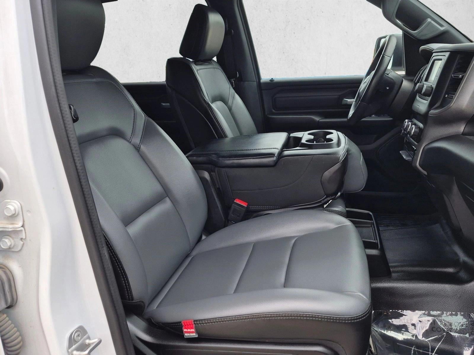 2022 RAM 1500 Tradesman 4x4 Crew Cab 6'4" Box