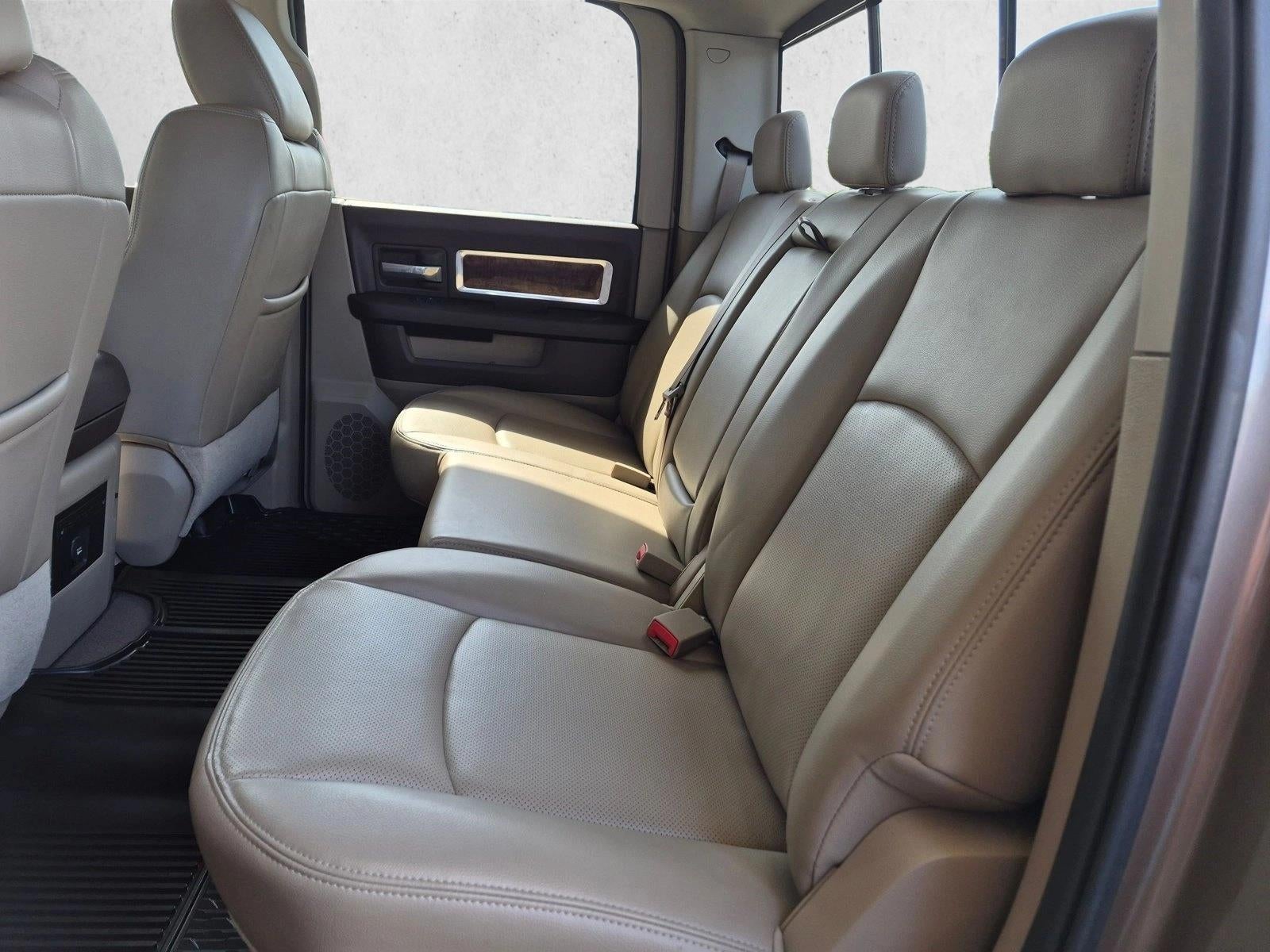 2009 Dodge Ram 1500 2WD Crew Cab 5.6 Ft Box Laramie