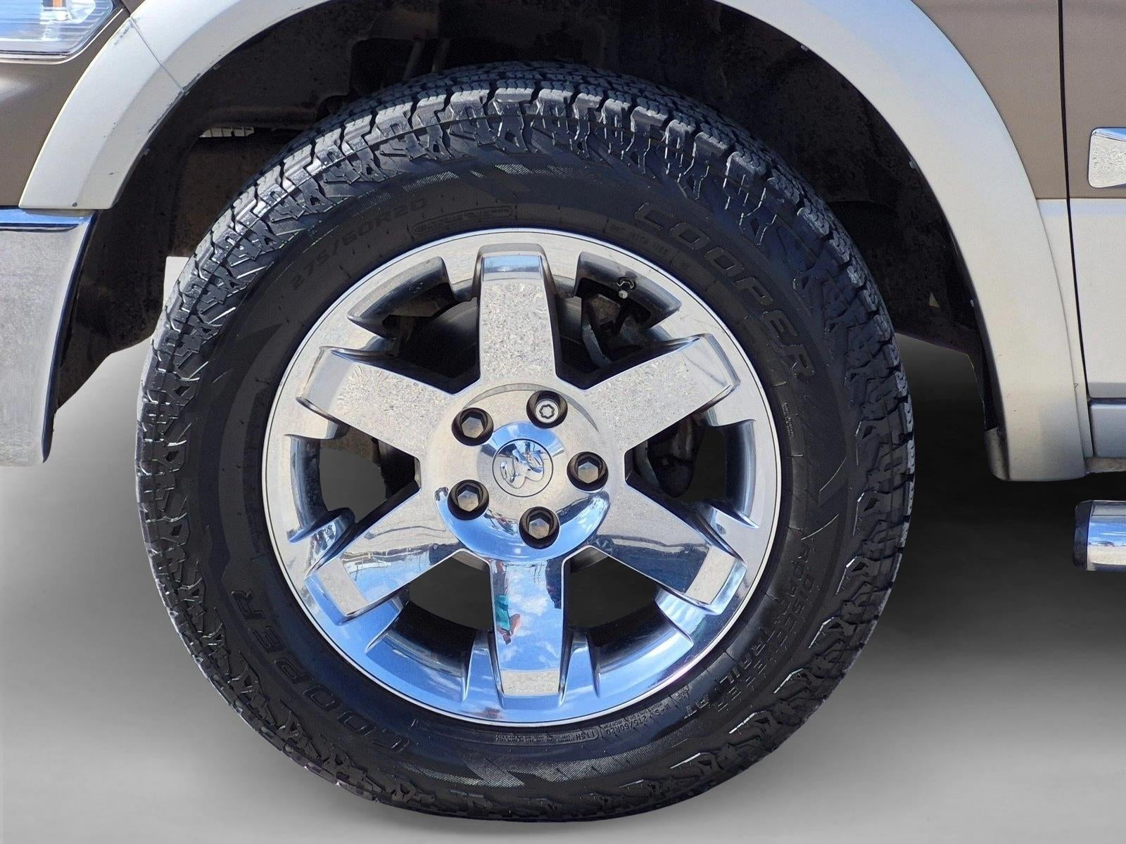 2009 Dodge Ram 1500 2WD Crew Cab 5.6 Ft Box Laramie