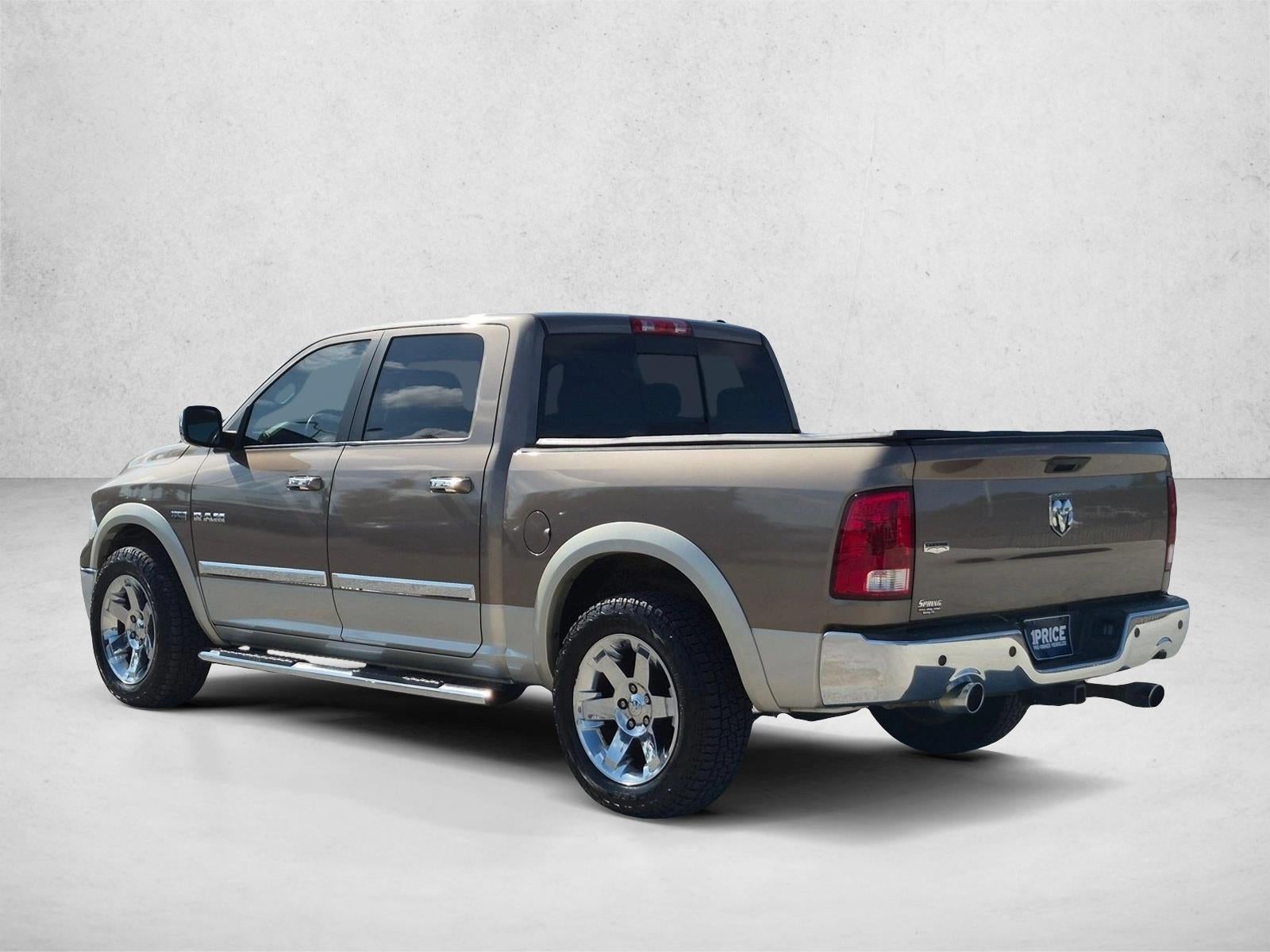 2009 Dodge Ram 1500 2WD Crew Cab 5.6 Ft Box Laramie