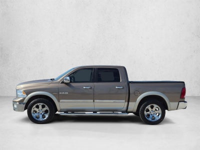 2009 Dodge Ram 1500 2WD Crew Cab 5.6 Ft Box Laramie