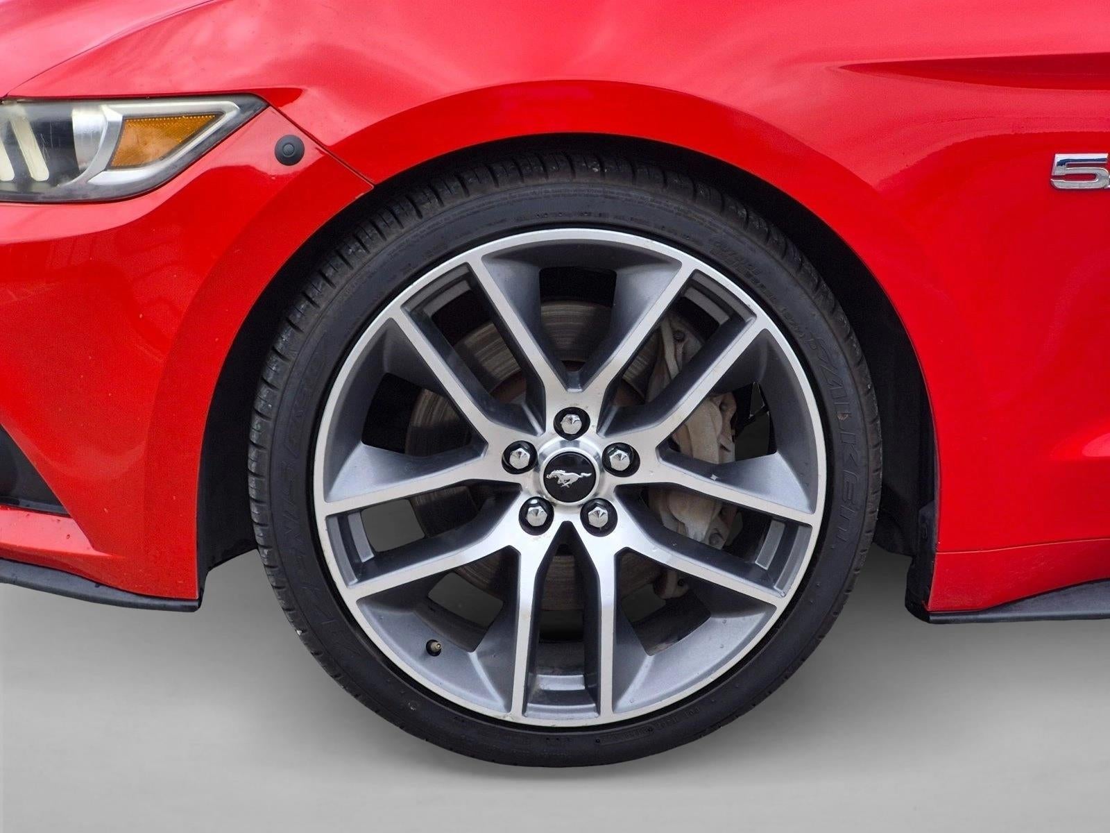 2015 Ford Mustang 2dr Fastback GT Premium