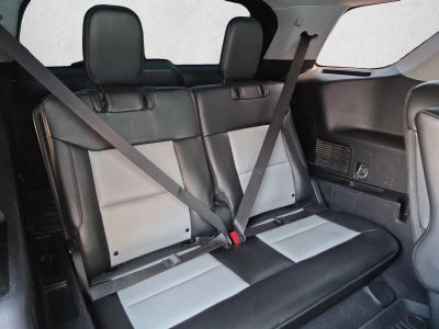 2022 Ford Explorer XLT RWD
