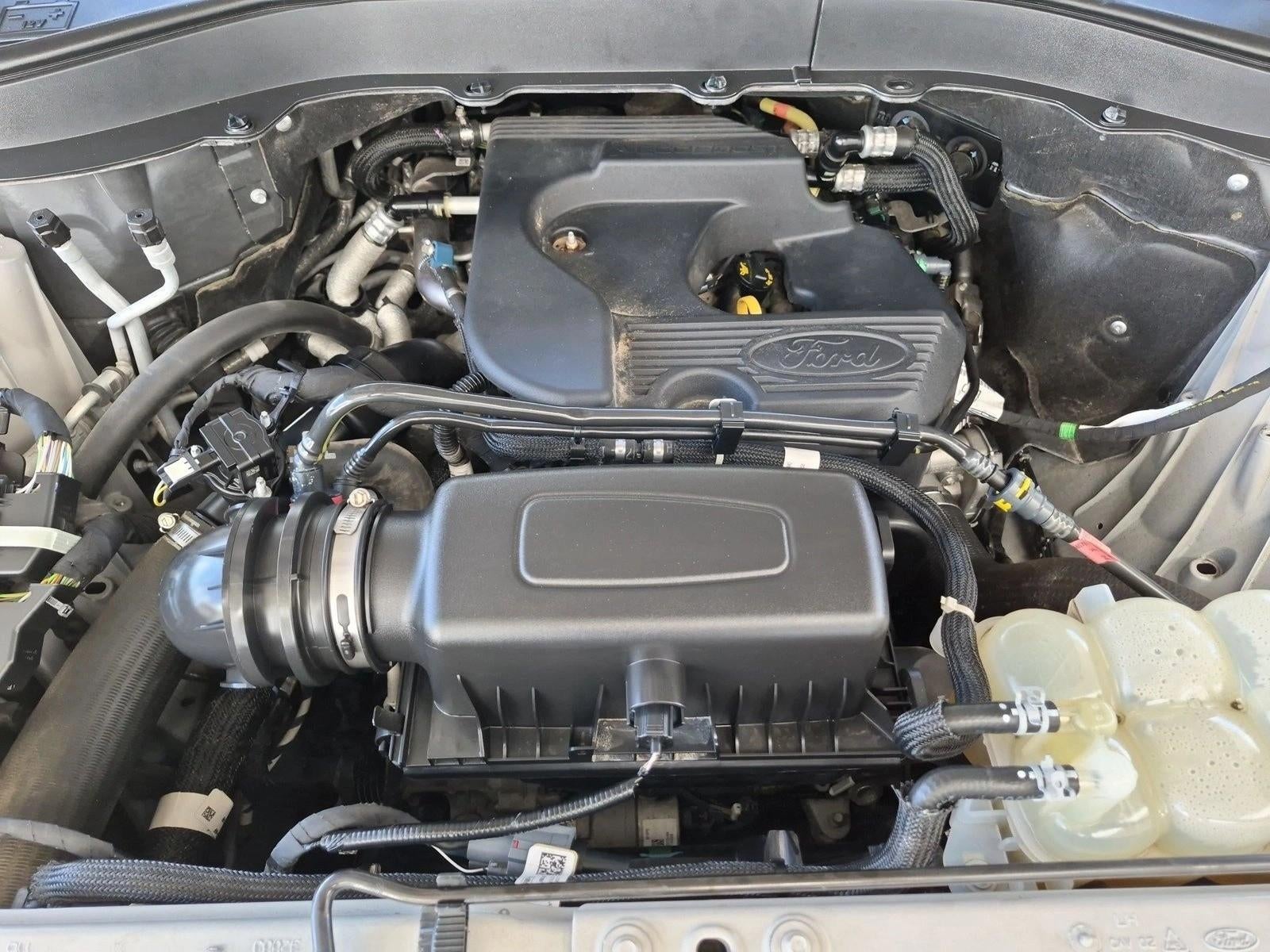 2020 Ford Explorer XLT RWD