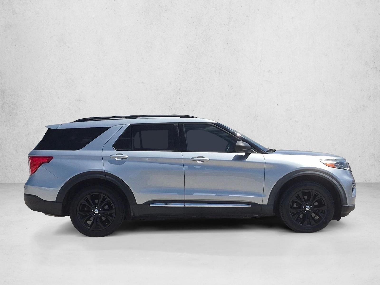 2020 Ford Explorer XLT RWD
