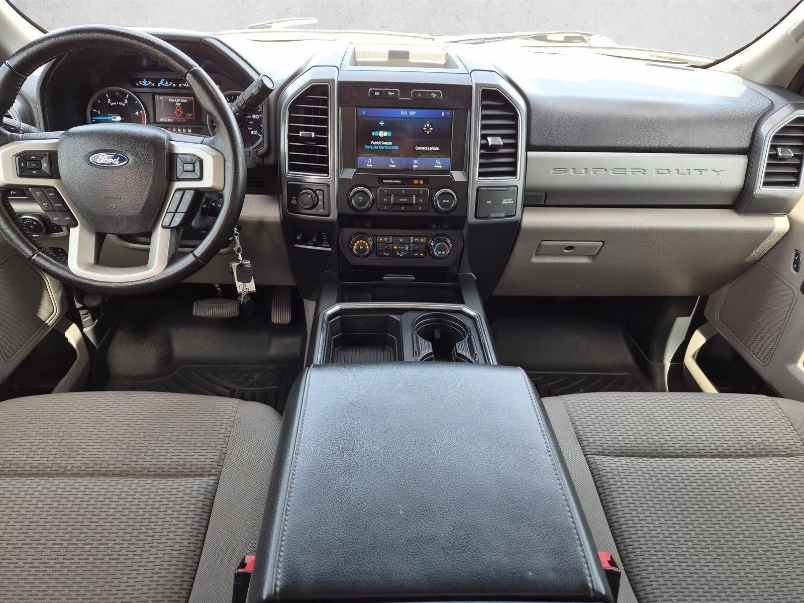 2022 Ford Super Duty F-250 SRW XLT 4WD Crew Cab 6.75' Box