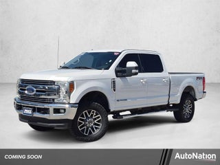 2017 Ford Super Duty F-250 SRW Lariat 4WD Crew Cab 6.75' Box