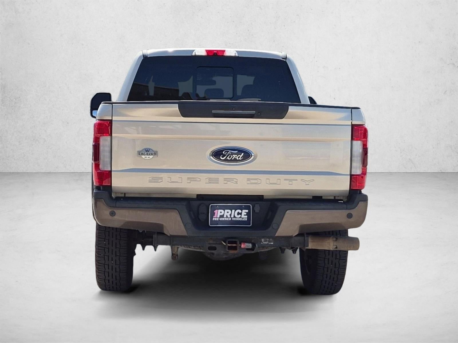 2017 Ford Super Duty F-250 SRW King Ranch 4WD Crew Cab 6.75' Box