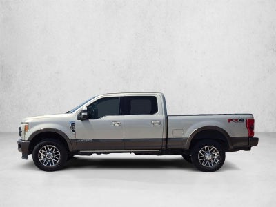 2017 Ford Super Duty F-250 SRW King Ranch 4WD Crew Cab 6.75' Box