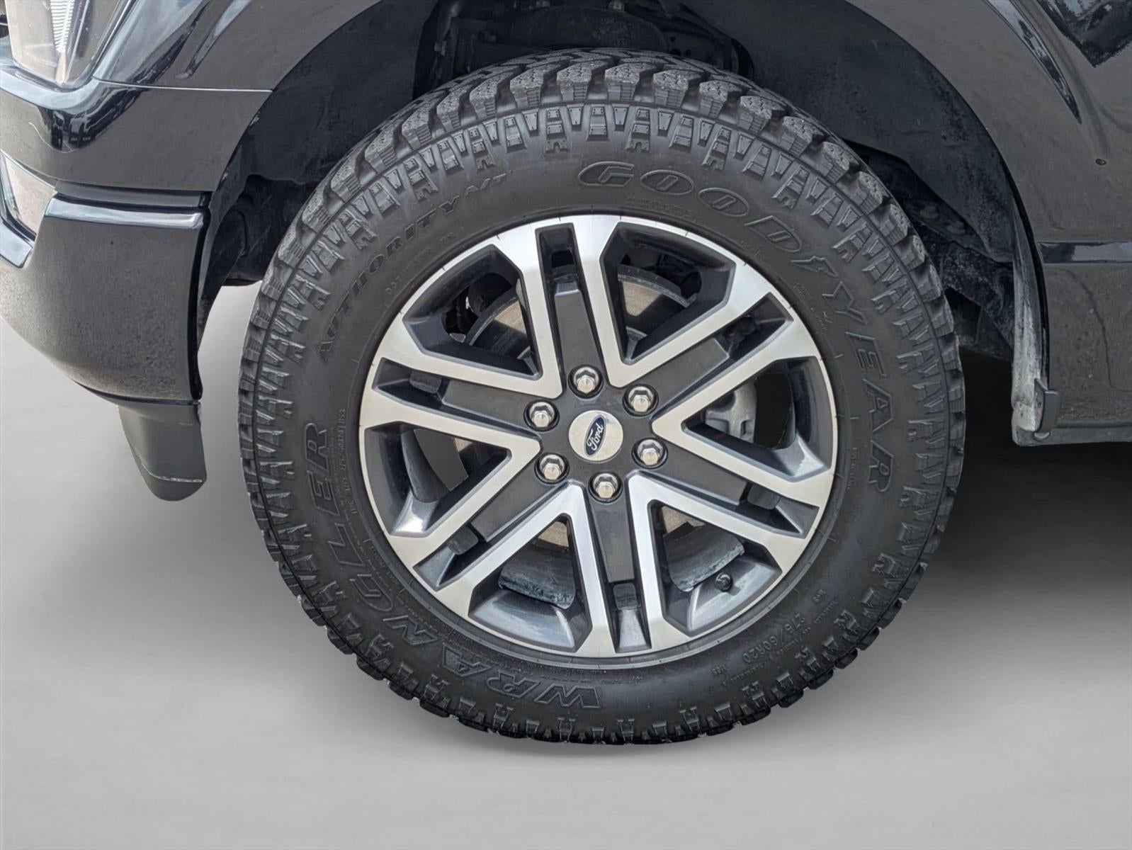 2023 Ford F-150 XL 4WD SuperCrew 5.5' Box