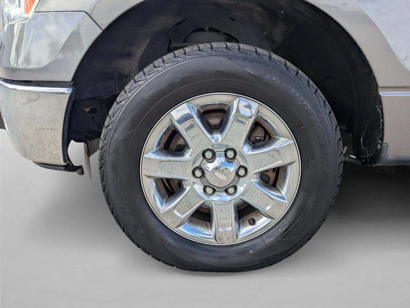 2013 Ford F-150 2WD SuperCrew 5-1/2 Ft Box XLT