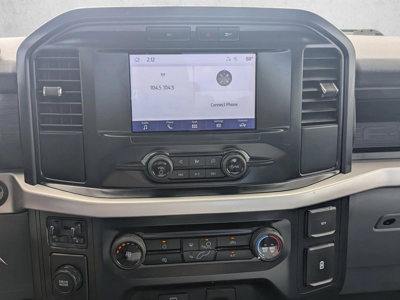 2022 Ford F-150 XL 2WD Reg Cab 6.5' Box