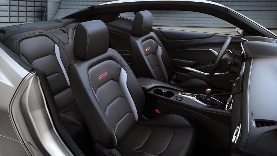 2017 Chevrolet Camaro 2dr Coupe 2SS