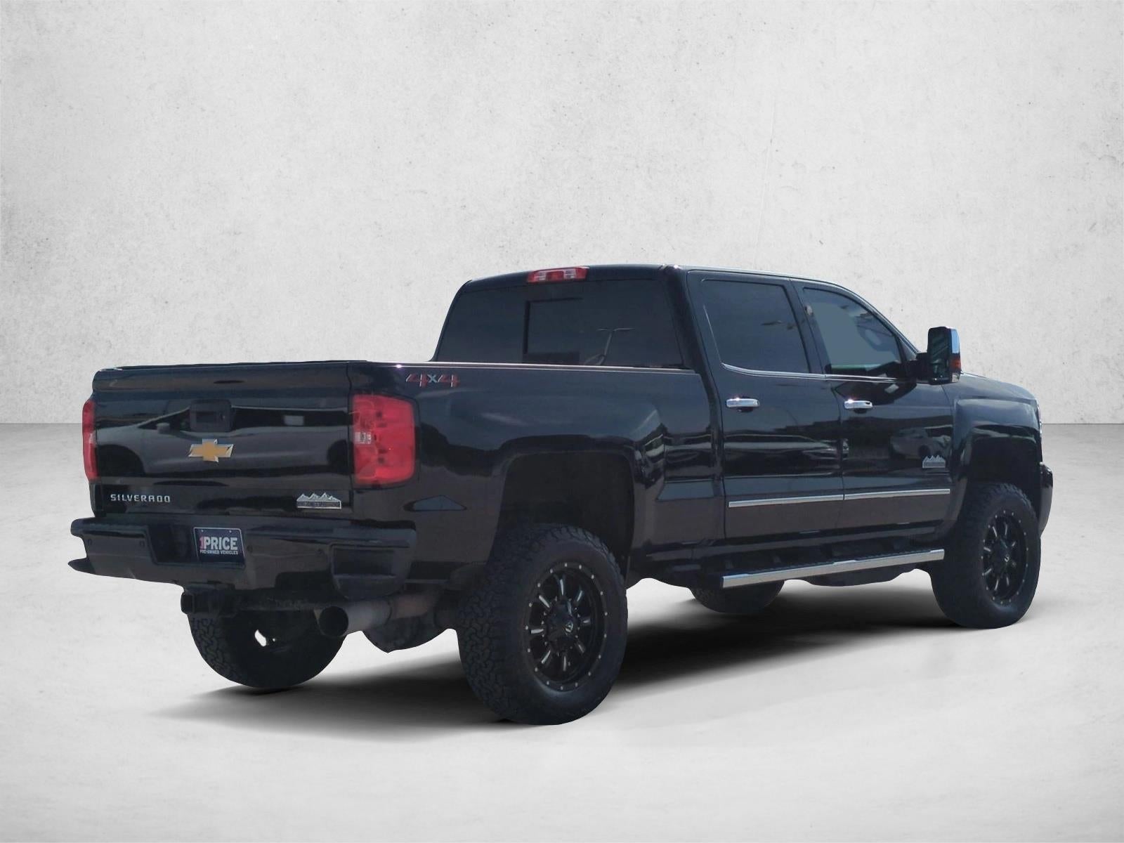 2019 Chevrolet Silverado 2500 HD Crew Cab Standard Box 4-Wheel Drive High Country