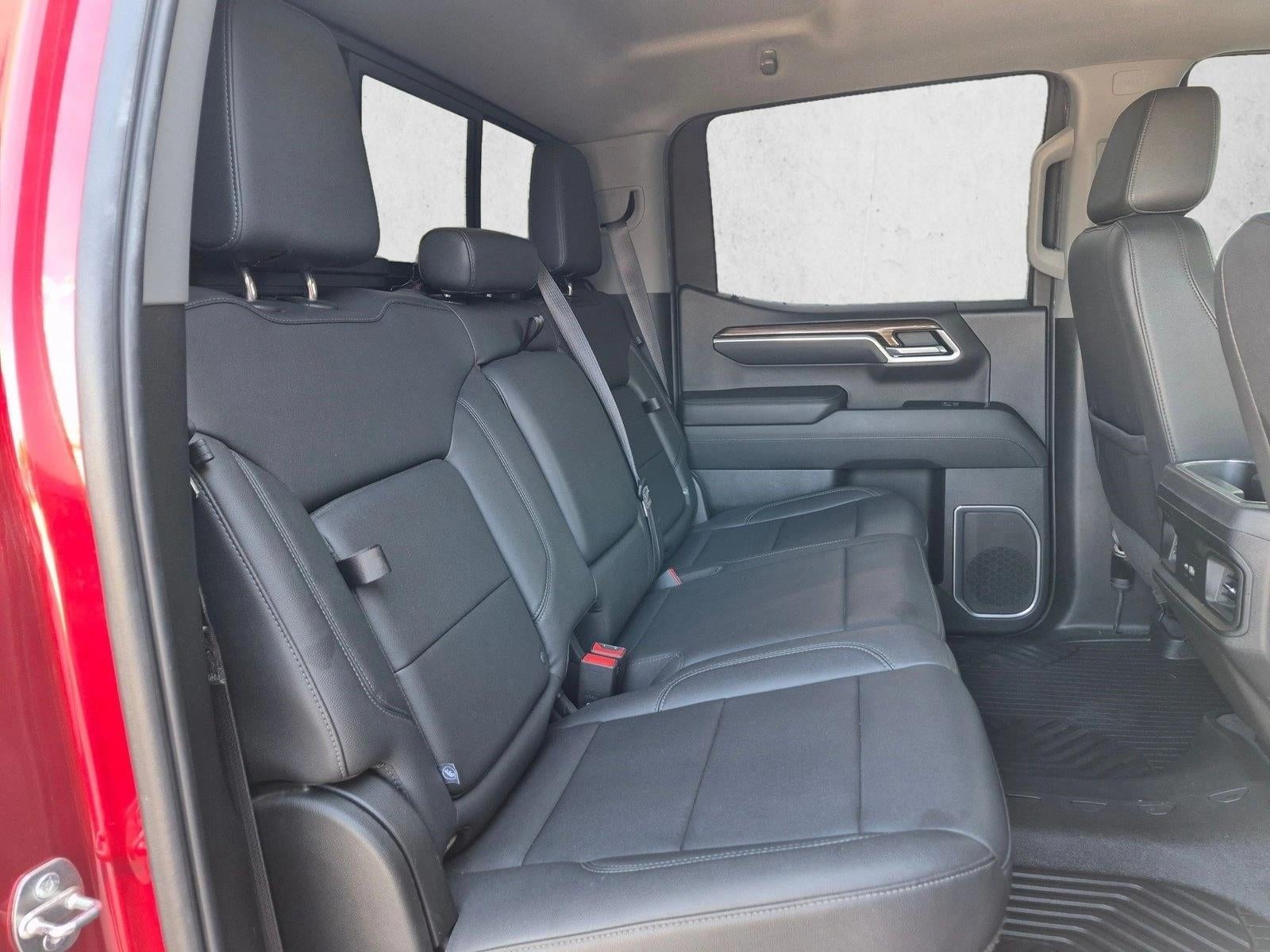 2022 Chevrolet Silverado 1500 Crew Cab Short Box 4-Wheel Drive RST