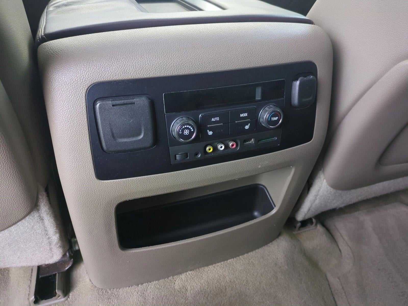 2015 Chevrolet Suburban 2WD LTZ