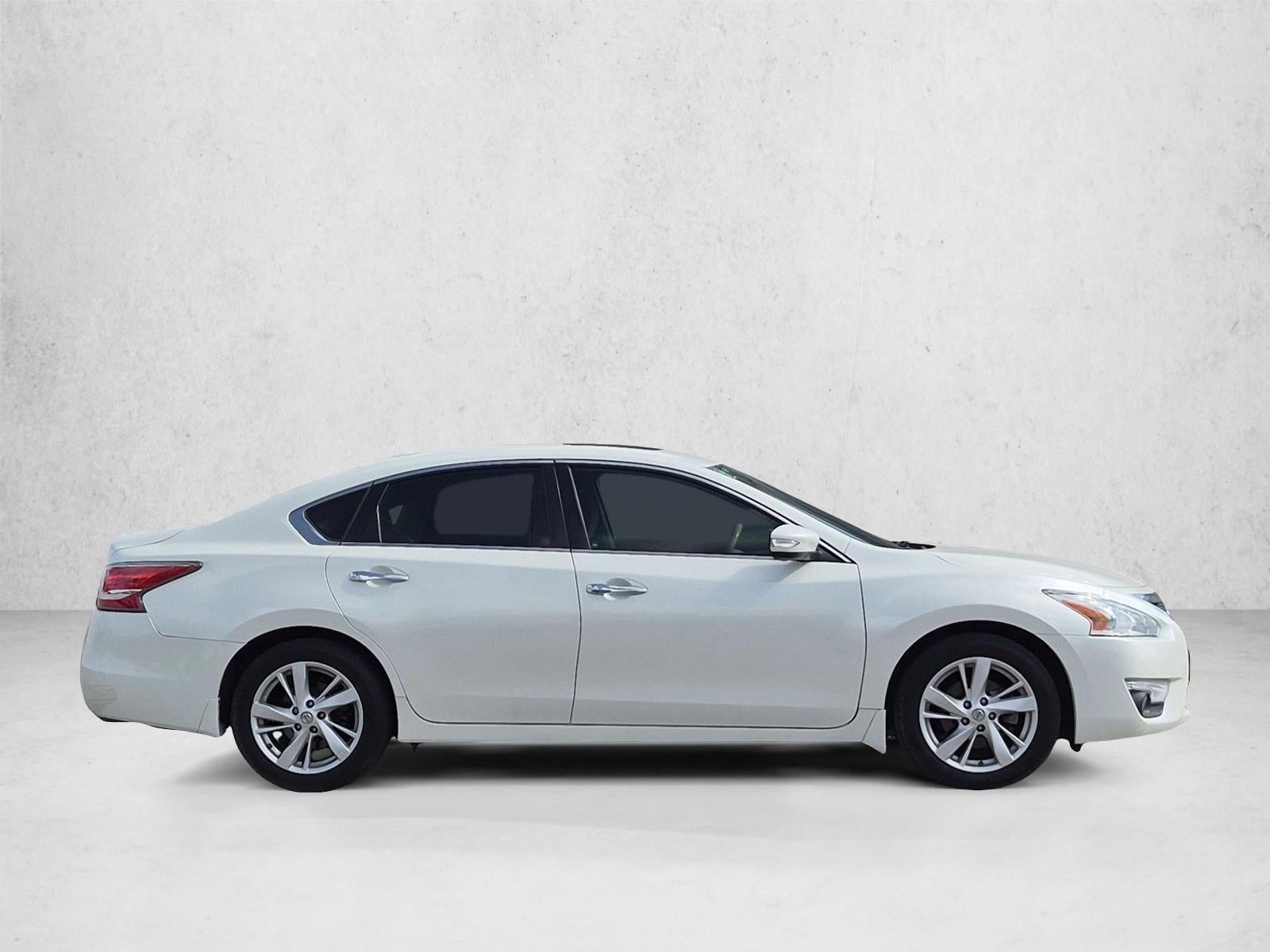 2015 Nissan Altima 4dr Sdn I4 2.5 SV