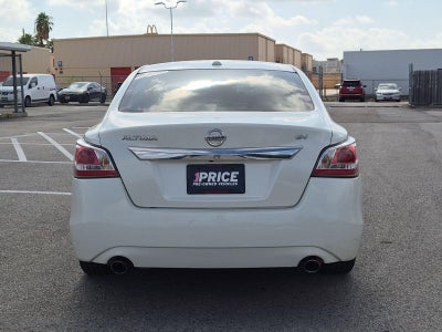 2015 Nissan Altima 4dr Sdn I4 2.5 SV