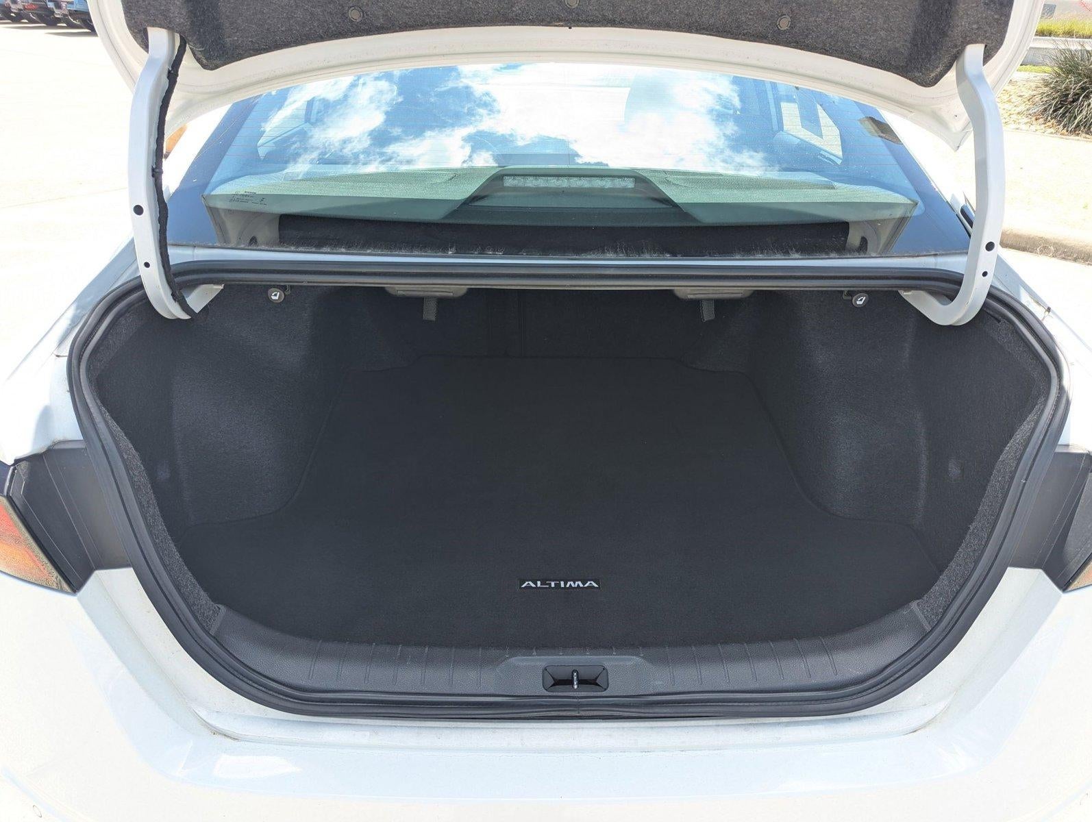 2024 Nissan Altima 2.5 SR Sedan