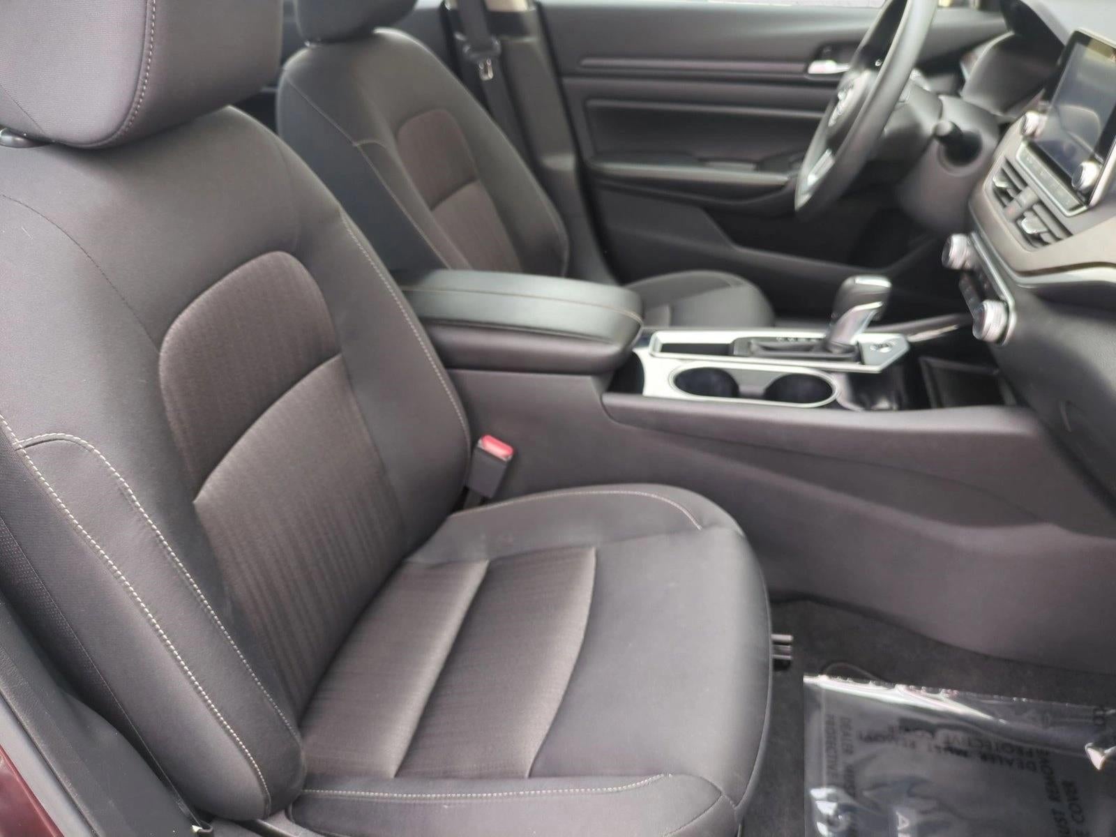 2024 Nissan Altima 2.5 SV Sedan