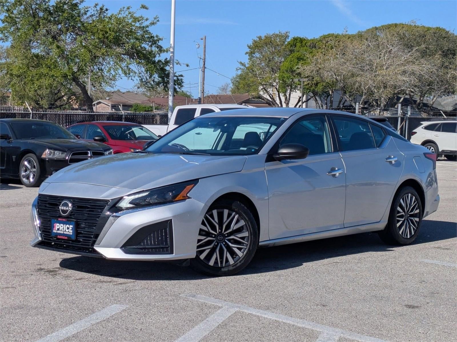 2024 Nissan Altima 2.5 SV Sedan