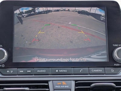 2024 Nissan Altima 2.5 SV Sedan