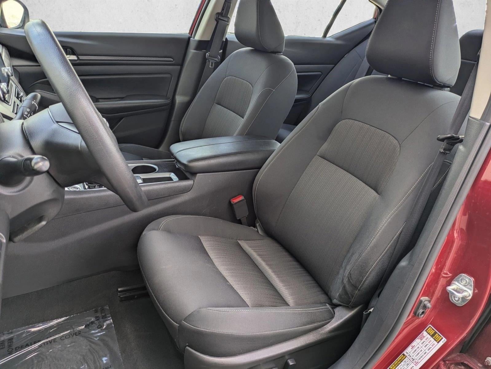 2024 Nissan Altima 2.5 SV Sedan