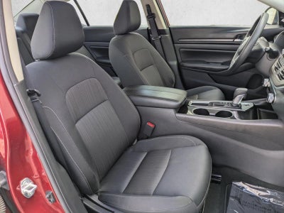 2024 Nissan Altima 2.5 SV Sedan