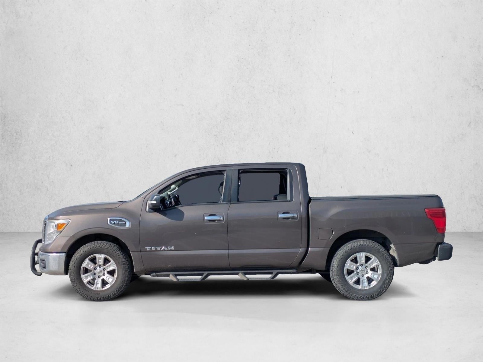2017 Nissan Titan 4x4 Crew Cab SV