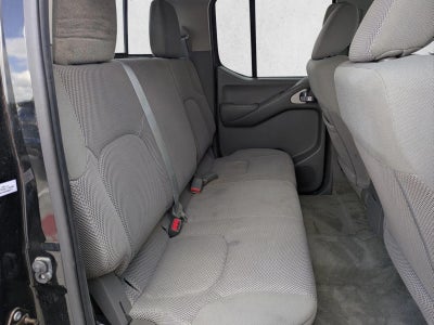 2016 Nissan Frontier 2WD Crew Cab SWB Auto SV