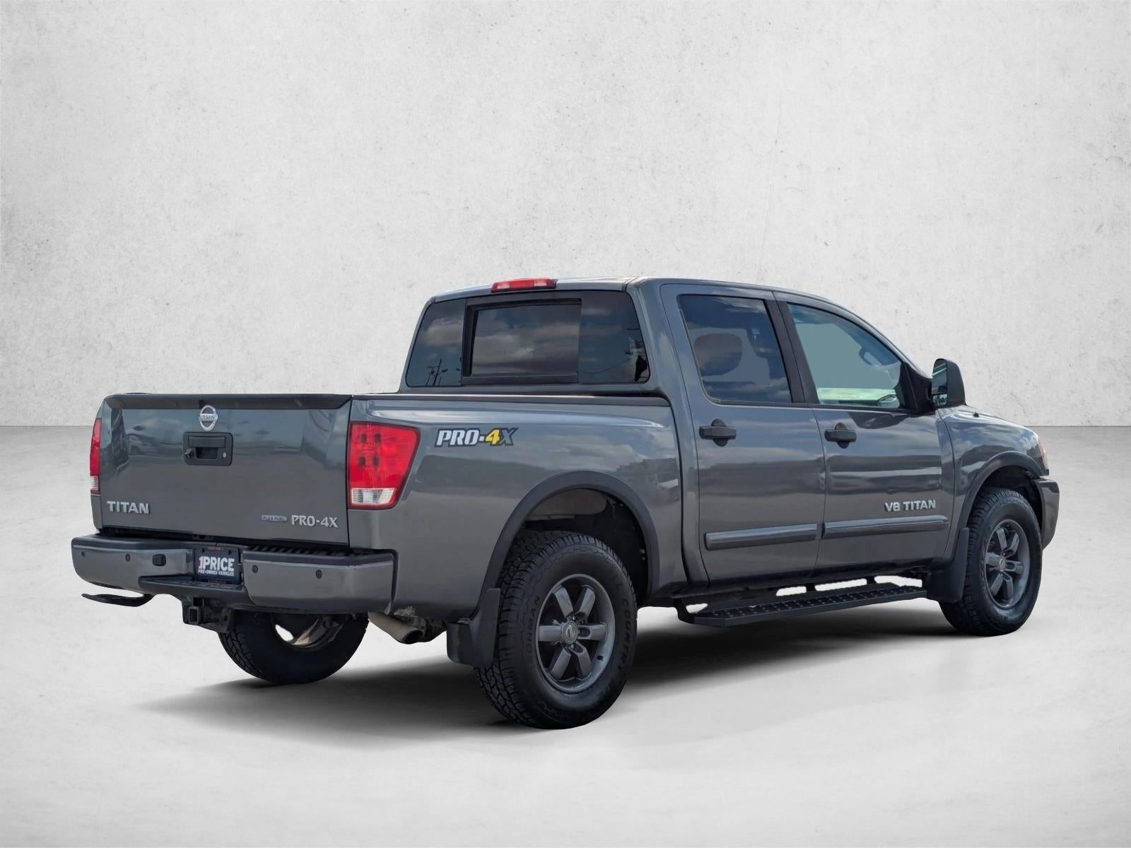 2014 Nissan Titan 4WD Crew Cab Short Bed PRO-4X