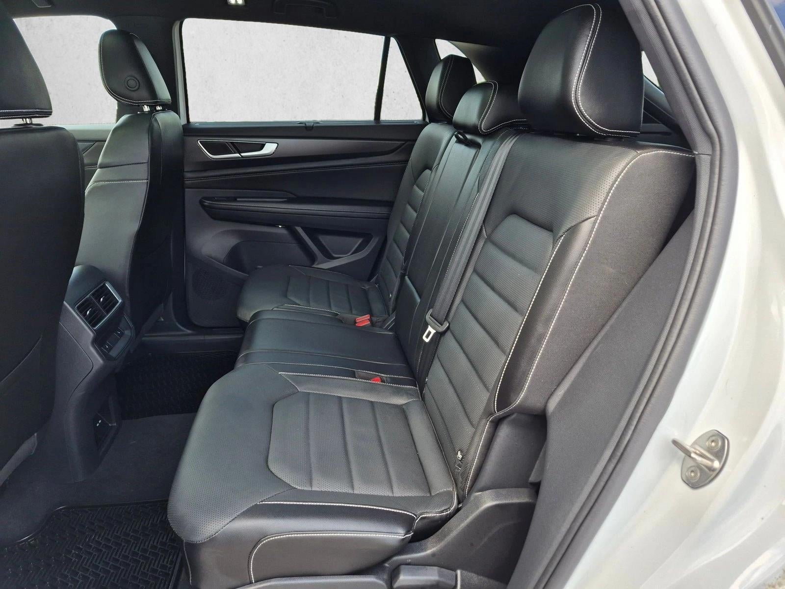 2024 Volkswagen Atlas Cross Sport 2.0T SEL R-Line 4MOTION