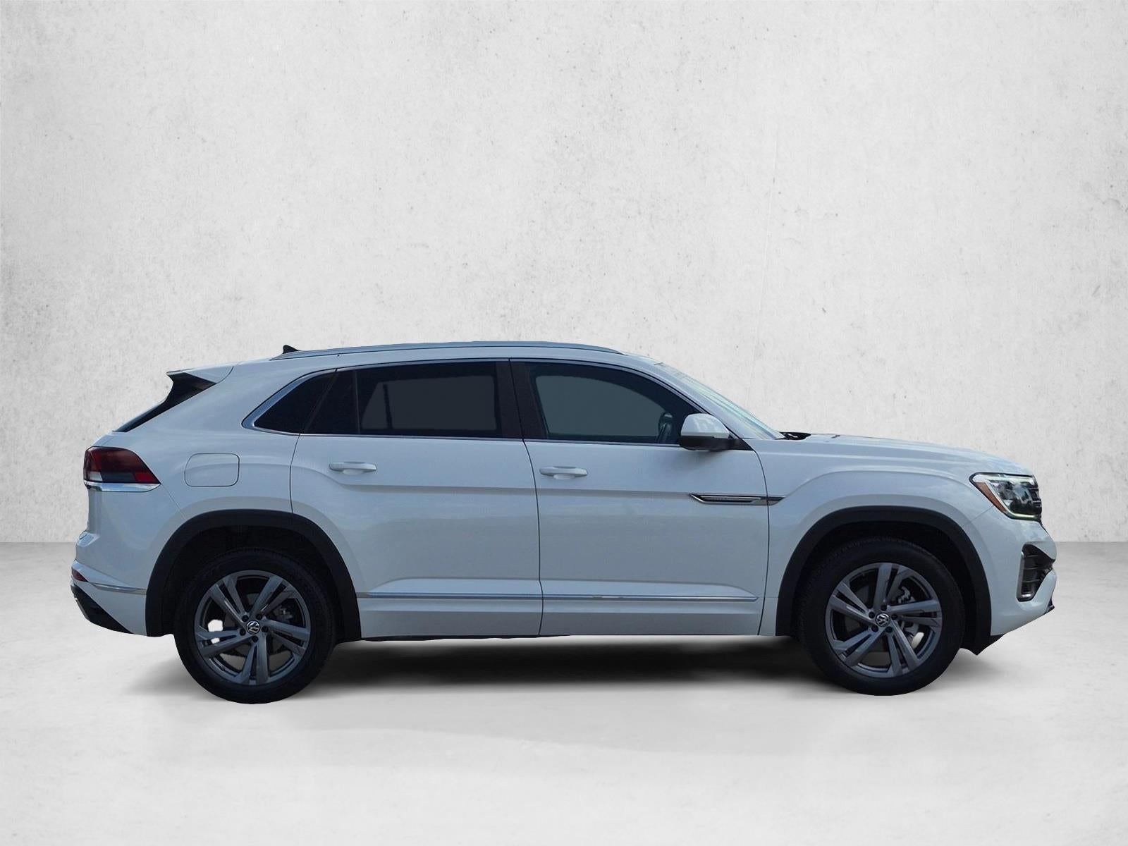 2024 Volkswagen Atlas Cross Sport 2.0T SEL R-Line 4MOTION