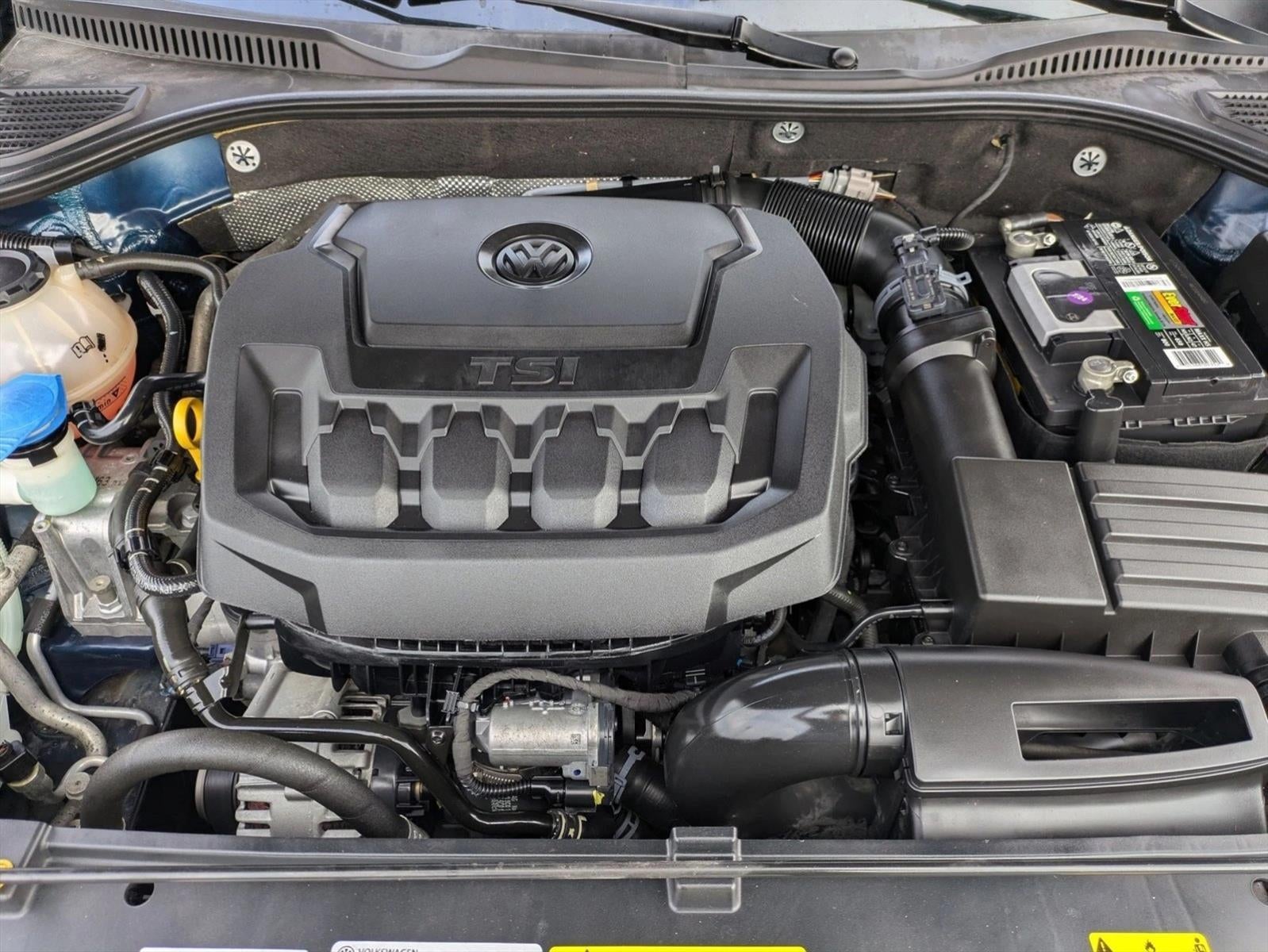 2022 Volkswagen Passat 2.0T SE Auto