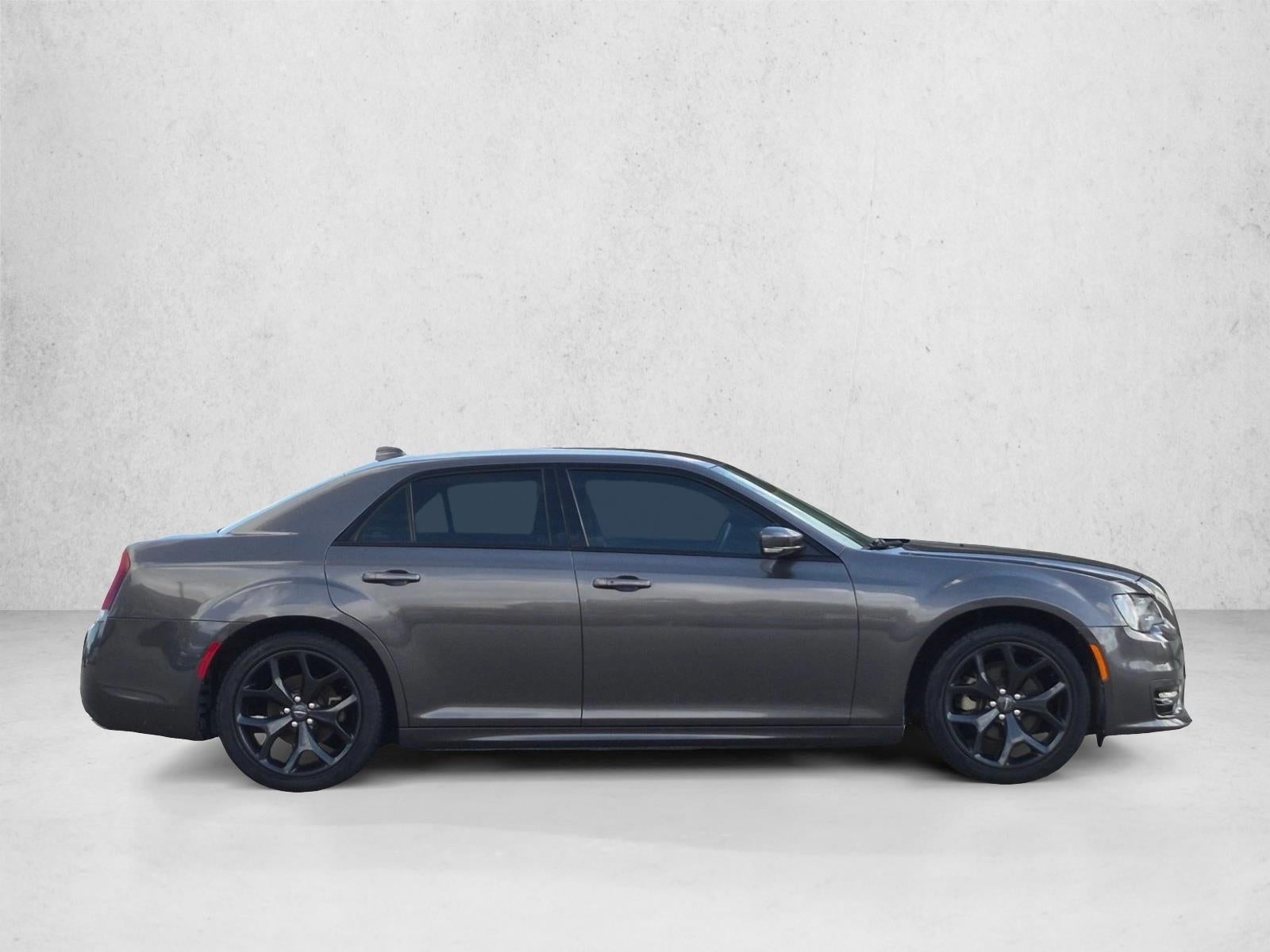 2021 Chrysler 300 Touring L RWD
