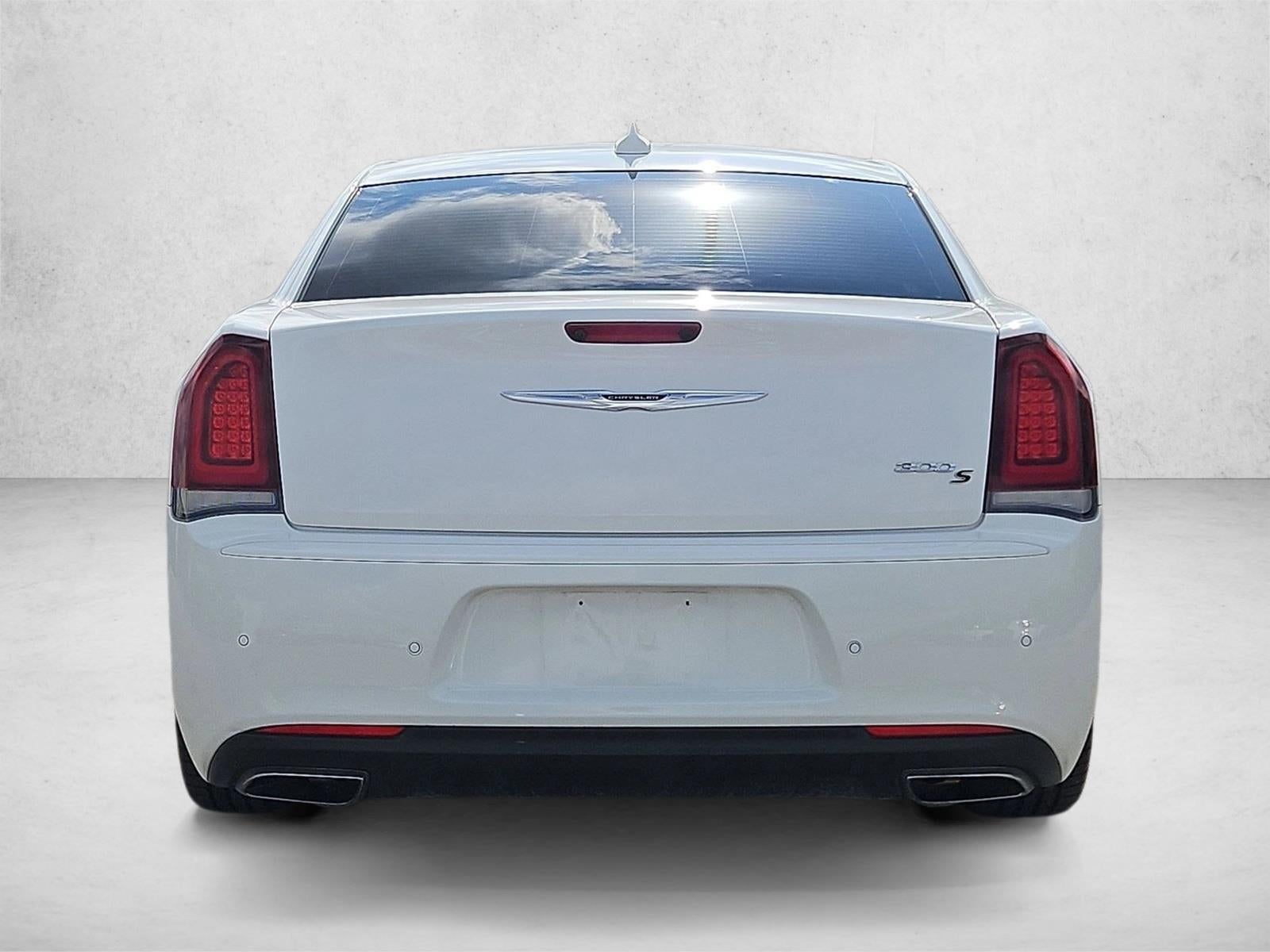 2018 Chrysler 300 300S RWD