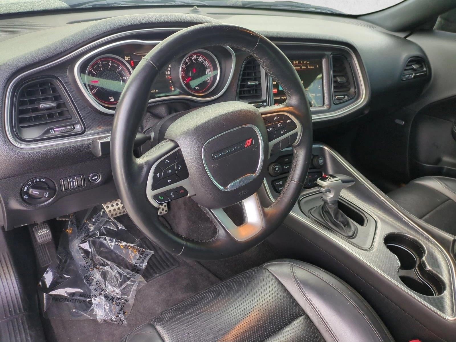 2016 Dodge Challenger 2dr Cpe SXT Plus