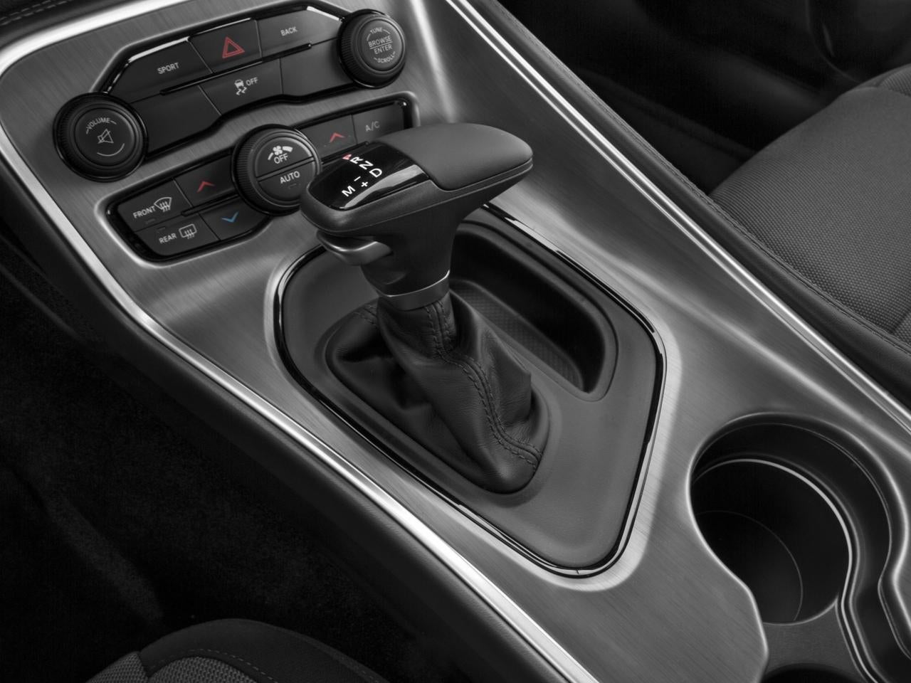 2016 Dodge Challenger 2dr Cpe SXT Plus