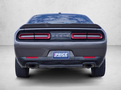 2019 Dodge Challenger SXT RWD