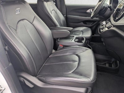 2022 Chrysler Pacifica Touring L FWD