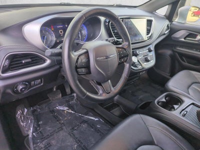 2021 Chrysler Pacifica Touring L FWD