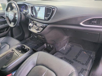 2021 Chrysler Pacifica Touring L FWD